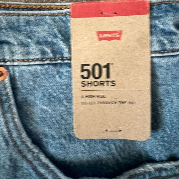 Levi's 501 Original Jean Distressed Shorts-Size 30 - Picture 3 of 7